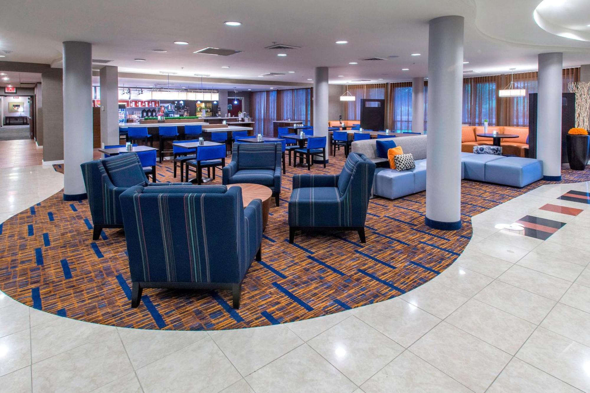 Courtyard By Marriott Montgomery Праттвилл Экстерьер фото